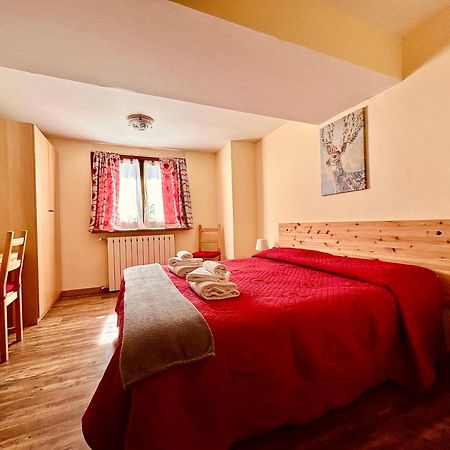 Hotel Piccolo Chalet Клав'єре Екстер'єр фото