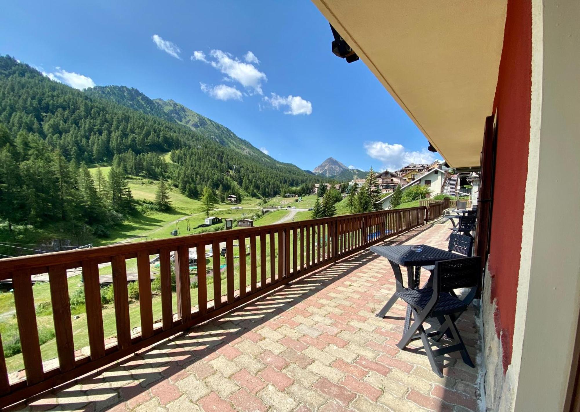 Hotel Piccolo Chalet Клав'єре Екстер'єр фото